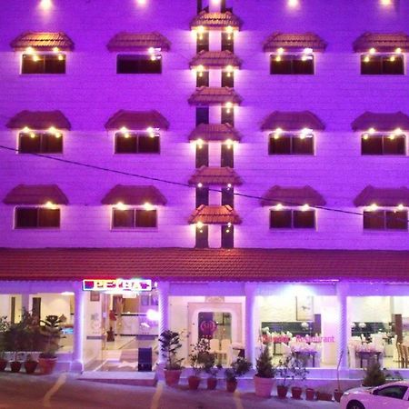 Sella Hotell Wadi Musa Exteriör bild